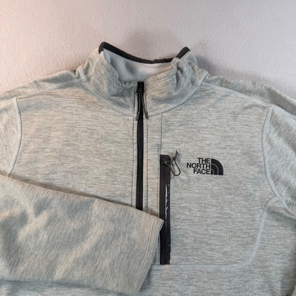 The North Face Mens Quarter Zip Fleece Pullover Grey Heather Chest Pocket Medium - Picture 2 of 8